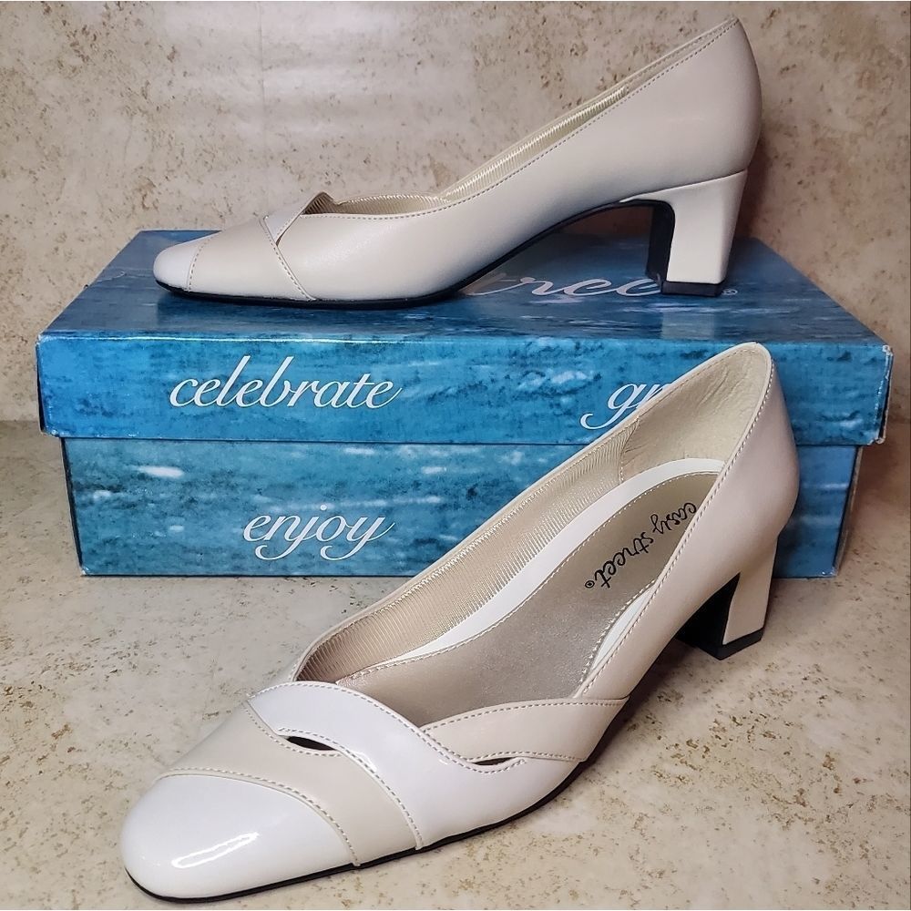 Easy Street Judith Bone Patent Heels